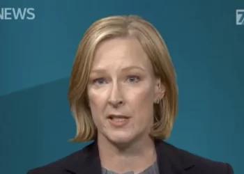 Leigh Sales announces she is stepping down from ABC’s 7.30