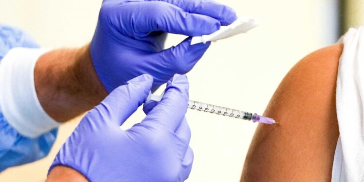 A repentant anti-vax activist is reportedly urging people to get vaccinated after a ‘fan’ of his died of COVID-19 A repentant anti-vax activist is reportedly urging people to get vaccinated after a ‘fan’ of his died of COVID-19