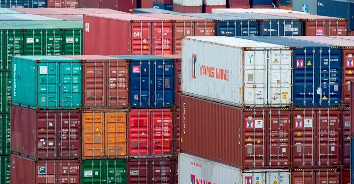 Canada posted a 7M trade deficit in December, ending six months of surpluses – National