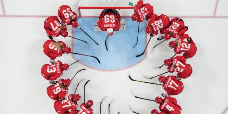 Canada-Russia Olympic women’s hockey game delayed