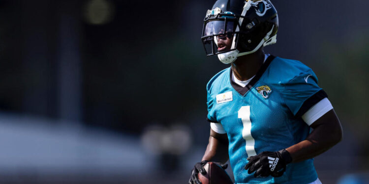 Jaguars running back Travis Etienne gives update on rehab following season-ending foot injury Jaguars running back Travis Etienne gives update on rehab following season-ending foot injury
