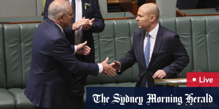 Budget 2022 includes fuel excise, tax offset; parental leave, apprentices big winners; Russia-Ukraine war continues, Turkey hosts Russia-Ukraine peace talks, NSW COVID cases grow, Victoria COVID cases grow