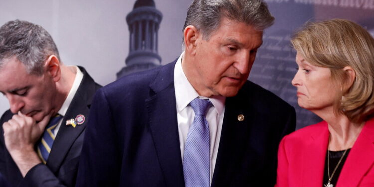 Climate Hawks Join the Debate on Ukraine Climate Hawks Join the Debate on Ukraine