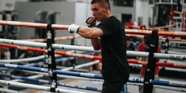 Boxing news, preview, bashes training partner Kevin Thunderstorm Johnson, feature