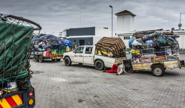 South Africa to address congestion and security at major border posts South Africa to address congestion and security at major border posts