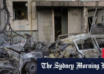 Russia-Ukraine war continues, Kharkiv, Mariupol, Sumy attacks continue, China plane crash investigated, NSW, Victoria COVID-19 cases grow