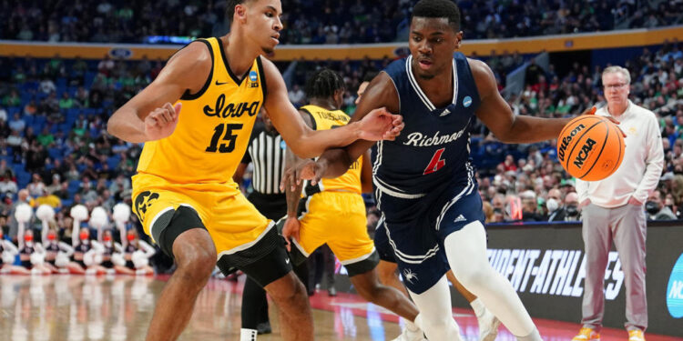 2022 March Madness live: NCAA Tournament bracket, college basketball scores, Round 1 updates on Thursday