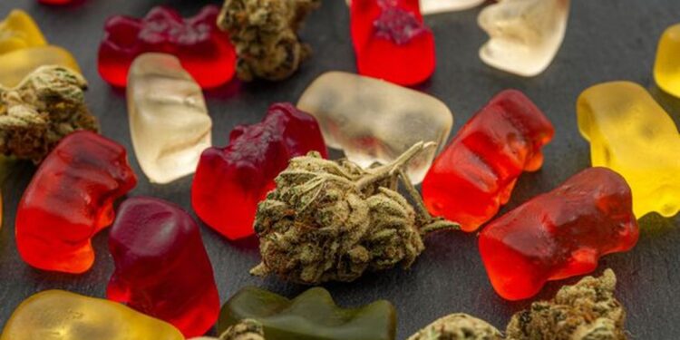 Urgent warning issued to parents for drugs in sweets after woman dies after eating cannabis edibles