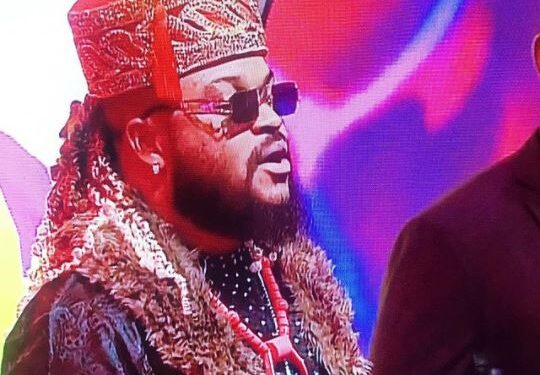 2023: Whitemoney Speaks On Running For Presidency, Eats By Roadside (Video) 2023: Whitemoney Speaks On Running For Presidency, Eats By Roadside (Video)