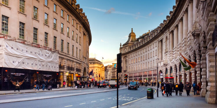 Regent Street hammer attacker given 13-year jail term – South London News Regent Street hammer attacker given 13-year jail term – South London News