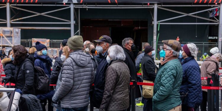 Broadway Theaters Will Require Masks at Least Through June 30 Broadway Theaters Will Require Masks at Least Through June 30