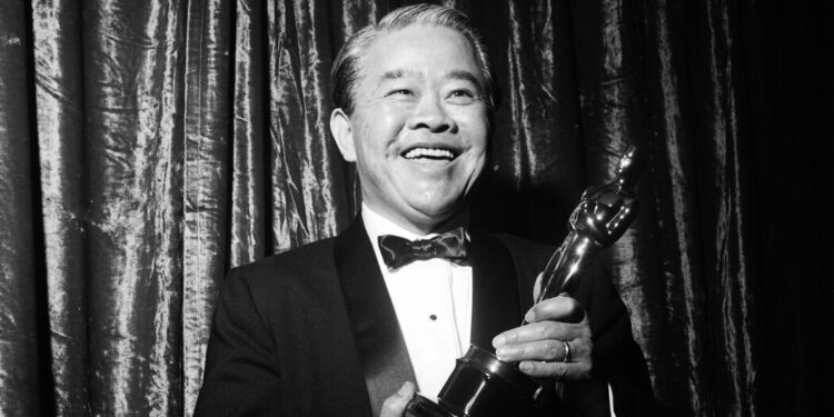 James Wong Howe: A Gutsy Cinematographer Finally Gets His Due James Wong Howe: A Gutsy Cinematographer Finally Gets His Due