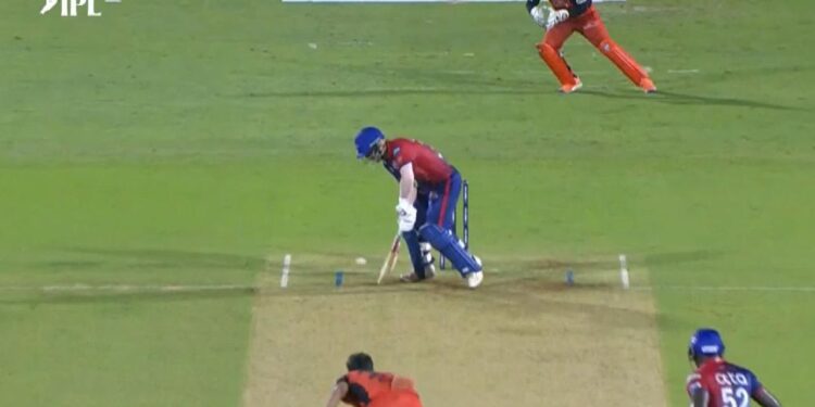 David Warner stars in Delhi Capitals win over Sunrisers Hyderabad, highlights David Warner stars in Delhi Capitals win over Sunrisers Hyderabad, highlights