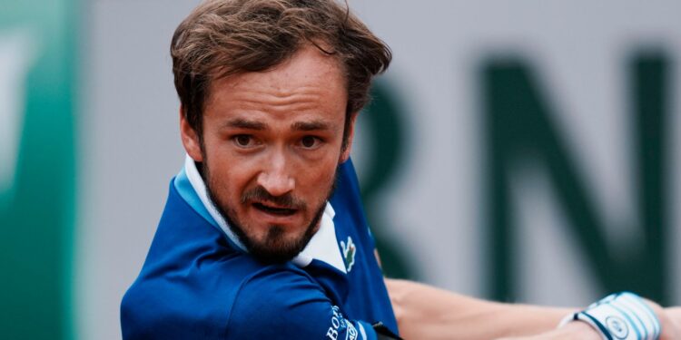 French Open: Daniil Medvedev dominates to march into the fourth round at Roland Garros | Tennis News French Open: Daniil Medvedev dominates to march into the fourth round at Roland Garros | Tennis News