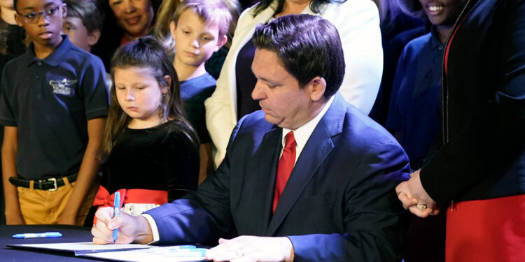 Florida Judge Will Temporarily Block 15-Week Abortion Ban Florida Judge Will Temporarily Block 15-Week Abortion Ban