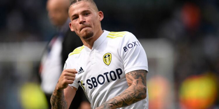 Transfer Talk: Man City see Leeds’ Kalvin Phillips as Fernandinho replacement – Ghana Latest Football News, Live Scores, Results Transfer Talk: Man City see Leeds’ Kalvin Phillips as Fernandinho replacement – Ghana Latest Football News, Live Scores, Results