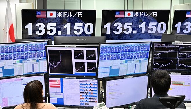 Weakened yen hammers Japanese students in U.S.