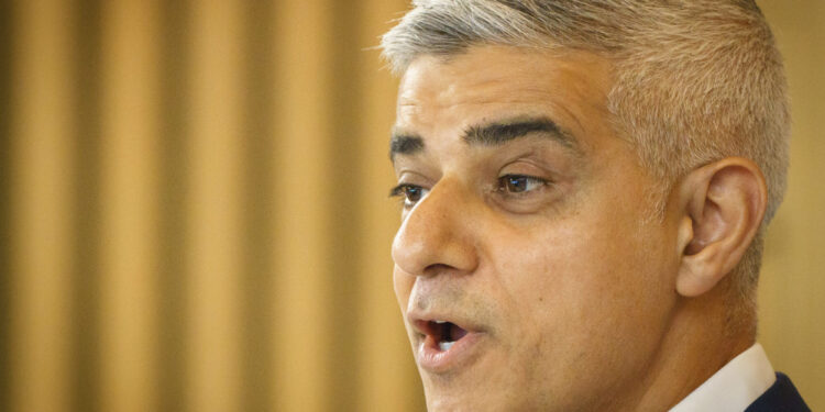 Mayor of London speaks out on ‘deep cultural problems within the Met’ as search for new commissioner continues – South London News Mayor of London speaks out on ‘deep cultural problems within the Met’ as search for new commissioner continues – South London News