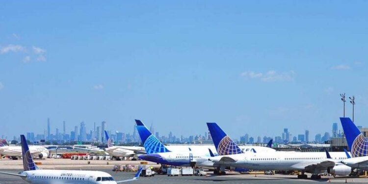 United just slashed 12% of summer flights at one of its hubs to improve on-time performance during the chaotic travel season United just slashed 12% of summer flights at one of its hubs to improve on-time performance during the chaotic travel season