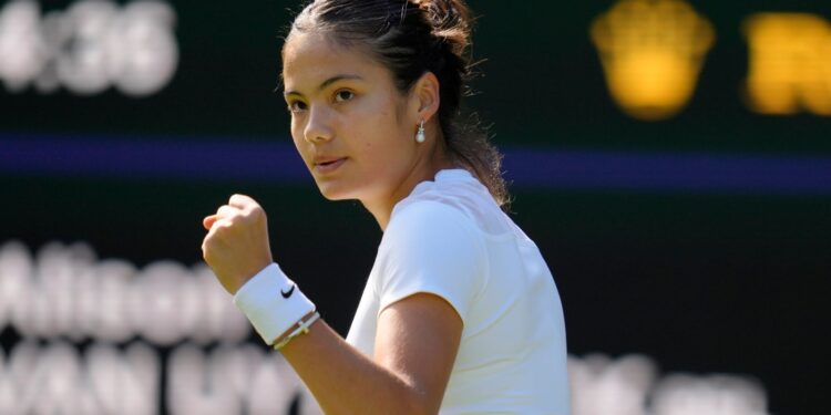 Emma Raducanu, Andy Murray and Novak Djokovic in action at Wimbledon on Wednesday | Tennis News Emma Raducanu, Andy Murray and Novak Djokovic in action at Wimbledon on Wednesday | Tennis News