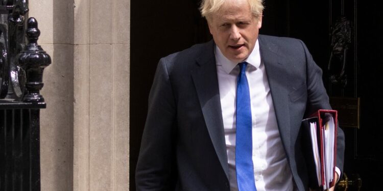 London politics latest news LIVE: Fourth Cabinet minister resigns as Boris Johnson clings to job London politics latest news LIVE: Fourth Cabinet minister resigns as Boris Johnson clings to job