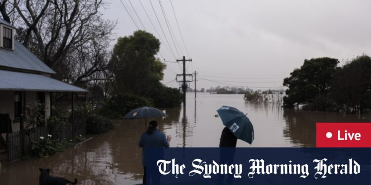 RBA lifts interest rates; Sydney floods continue; NSW natural disaster zones declared; NSW COVID cases surge as mask-wearing recommended; Highland Park shooter identified; Australia to give Ukraine 0m aid package RBA lifts interest rates; Sydney floods continue; NSW natural disaster zones declared; NSW COVID cases surge as mask-wearing recommended; Highland Park shooter identified; Australia to give Ukraine 0m aid package
