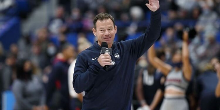 Barlow’s News and Views: Coach McMahon, Coach Mora and more