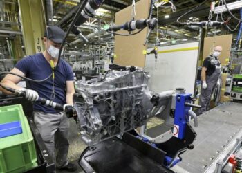 Live news updates: Fears of German recession spread among investors – Financial Times