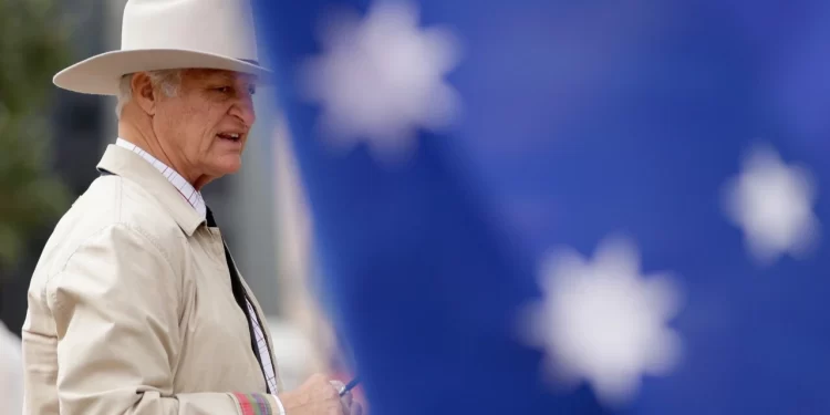 Bob Katter to become the ‘Father of the House’ Bob Katter to become the ‘Father of the House’