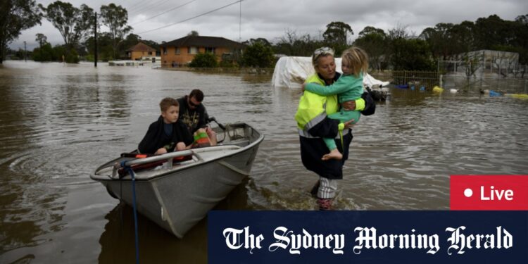 Australia news LIVE: Attorney-General orders government to drop Bernard Collaery charges; severe flooding continues across NSW as 00 disaster payment relief becomes available – Sydney Morning Herald