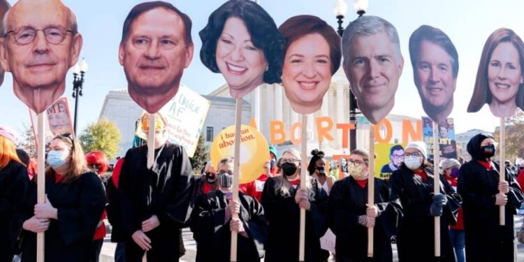 Mobile clinics in border towns, stockpiling Plan B: Colorado’s new reality as abortion bans kick in across the country Mobile clinics in border towns, stockpiling Plan B: Colorado’s new reality as abortion bans kick in across the country