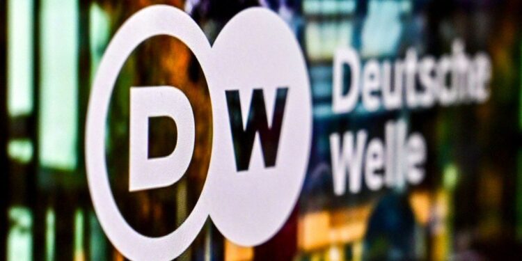 German broadcaster Deutsche Welle loses case against Palestinian journalist – Middle East Monitor