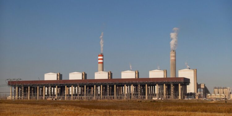Amid Energy Crisis, South Africa Considers Rehiring White Engineers Fired After Apartheid Amid Energy Crisis, South Africa Considers Rehiring White Engineers Fired After Apartheid