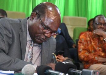 Chebukati Issues New Directives After CUE Revoked Sakaja’s Degree