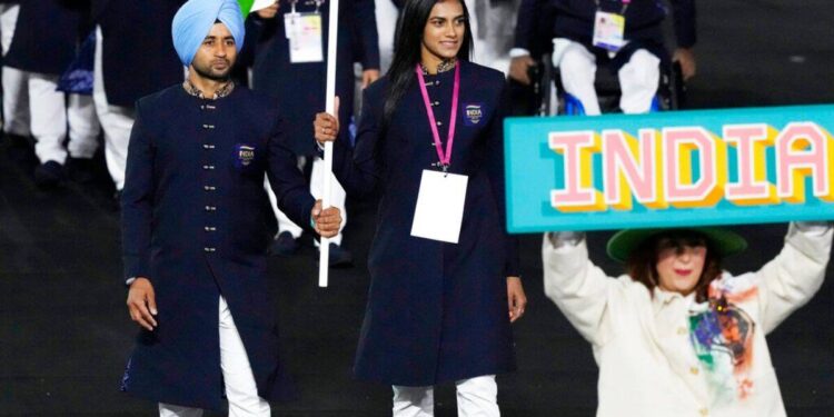 CWG opening ceremony: Indian women deserved better than the unisex attire. Call it a post-Black Panther-swag, the African nations sparkled in their jewellery CWG opening ceremony: Indian women deserved better than the unisex attire. Call it a post-Black Panther-swag, the African nations sparkled in their jewellery