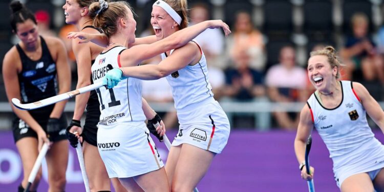 Black Sticks knocked out in World Cup quarterfinals by Germany Black Sticks knocked out in World Cup quarterfinals by Germany