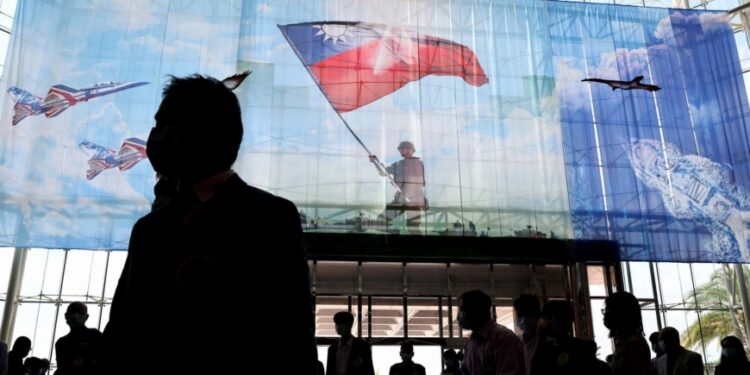 U.S. approves possible sale of military assistance to Taiwan U.S. approves possible sale of military assistance to Taiwan
