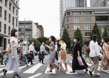 Despite Abe’s push, women still largely absent from Japan boards