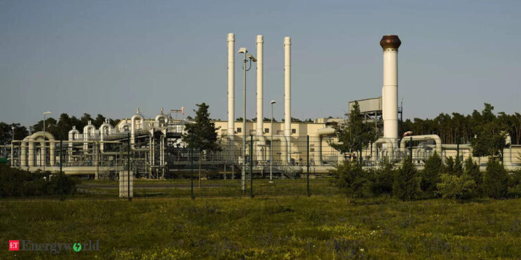 Russia resumes gas flow to Germany with cutback, Energy News, ET EnergyWorld Russia resumes gas flow to Germany with cutback, Energy News, ET EnergyWorld
