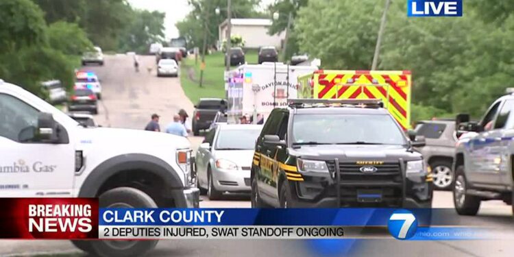 Officers involved in shooting at Clark Co. mobile home park, Ohio BCI confirms; 2 deputies injured – WHIO TV 7 and WHIO Radio Officers involved in shooting at Clark Co. mobile home park, Ohio BCI confirms; 2 deputies injured – WHIO TV 7 and WHIO Radio