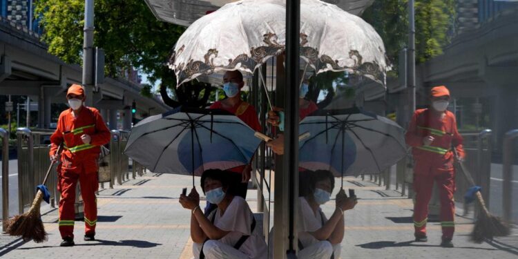 Heat waves are dominating summer, killing thousands, and fueling wildfires. The world needs to prepare for more. Heat waves are dominating summer, killing thousands, and fueling wildfires. The world needs to prepare for more.