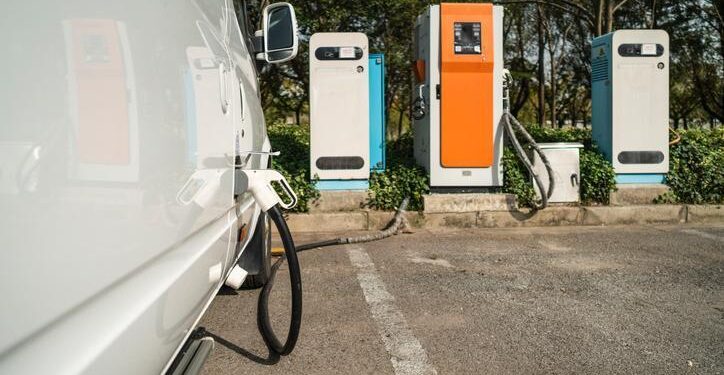 Military production ministry inks agreement to produce 40 electric buses in Egypt Military production ministry inks agreement to produce 40 electric buses in Egypt
