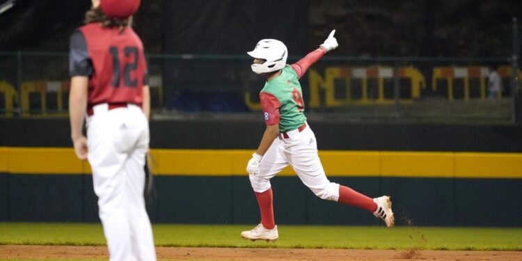 Mexico crushes Canada 10-0 at Little League World Series Mexico crushes Canada 10-0 at Little League World Series