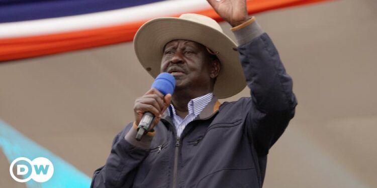 Kenya: Odinga pledges to challenge election loss | News | DW Kenya: Odinga pledges to challenge election loss | News | DW