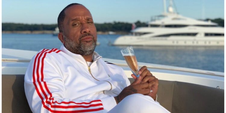 Fans React to News of Kenya Barris Taking a Stab at Writing and Directing a ‘Reimagining’ of ‘The Wizard of Oz’ Fans React to News of Kenya Barris Taking a Stab at Writing and Directing a ‘Reimagining’ of ‘The Wizard of Oz’