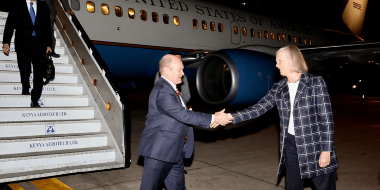 US senators arrive in Kenya to meet Uhuru Kenyatta, William Ruto and Raila Odinga US senators arrive in Kenya to meet Uhuru Kenyatta, William Ruto and Raila Odinga