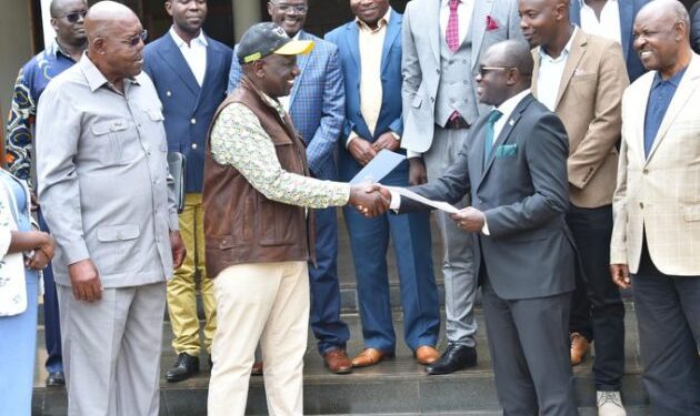 Ugenya residents oppose MP David Ochieng’s move to join Kenya Kwanza » Capital News Ugenya residents oppose MP David Ochieng’s move to join Kenya Kwanza » Capital News