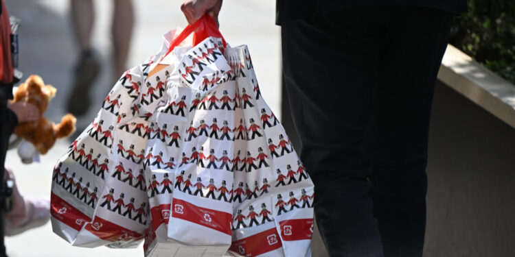 UK economy closes in on recession | The Guardian Nigeria News UK economy closes in on recession | The Guardian Nigeria News