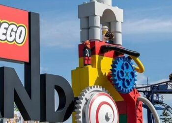 Germany: 34 injured after two roller coaster cars collide in leisure resort Legoland