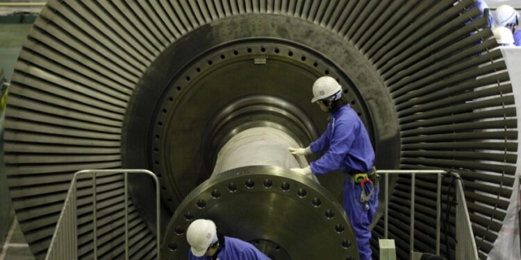 Japan aims for major shift back to nuclear to avoid new power woes